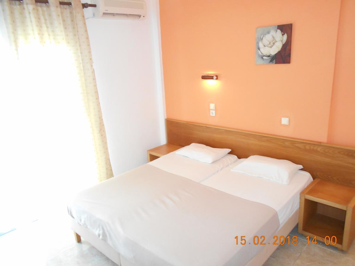 Doukas Hotel Skala Rachoni  ภายนอก รูปภาพ
